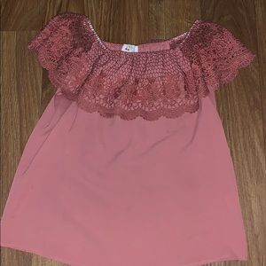 Off shoulder dressing shirt